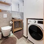 Ground Floor Gem *